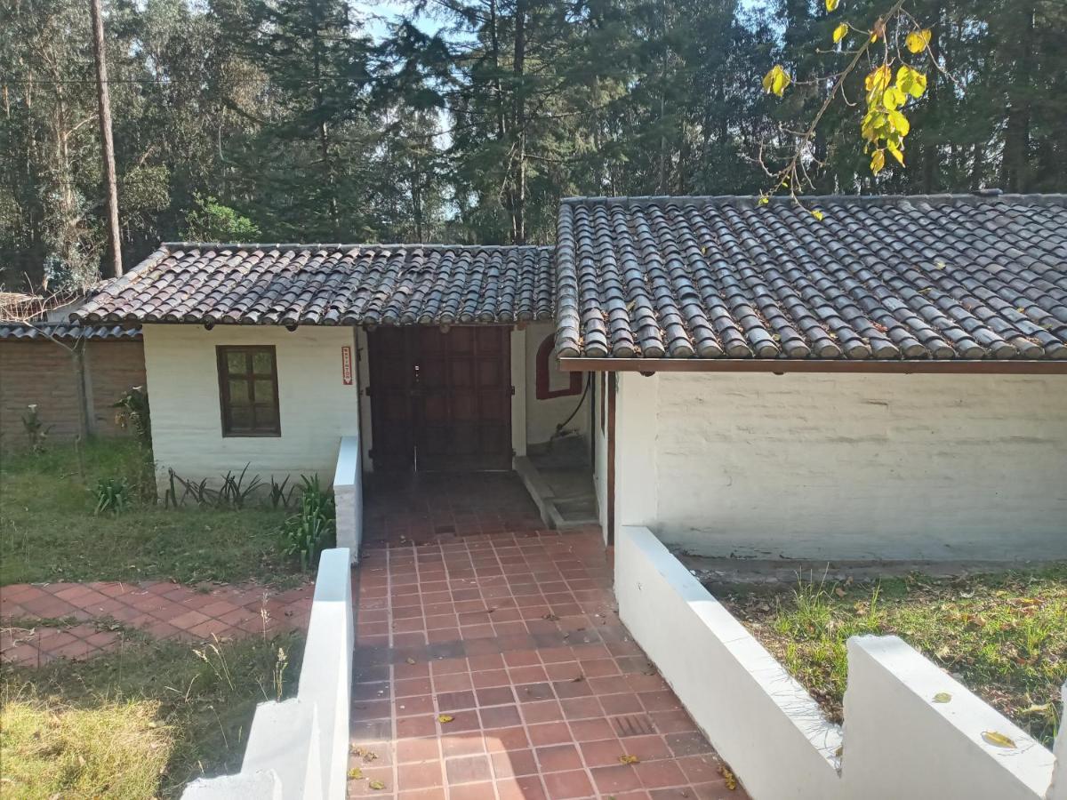 Quinta Los Eucaliptos Otel Quito Dış mekan fotoğraf